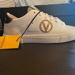 brand new valentino sneakers